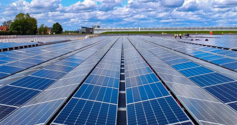 Une lettre pour ........ Système de montage de toit solaire innovant pour des solutions énergétiques durables