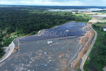 UISOLAR fournit avec succès le système de montage au sol à double pieu ST2 pour un projet solaire de 24 MW au Belize